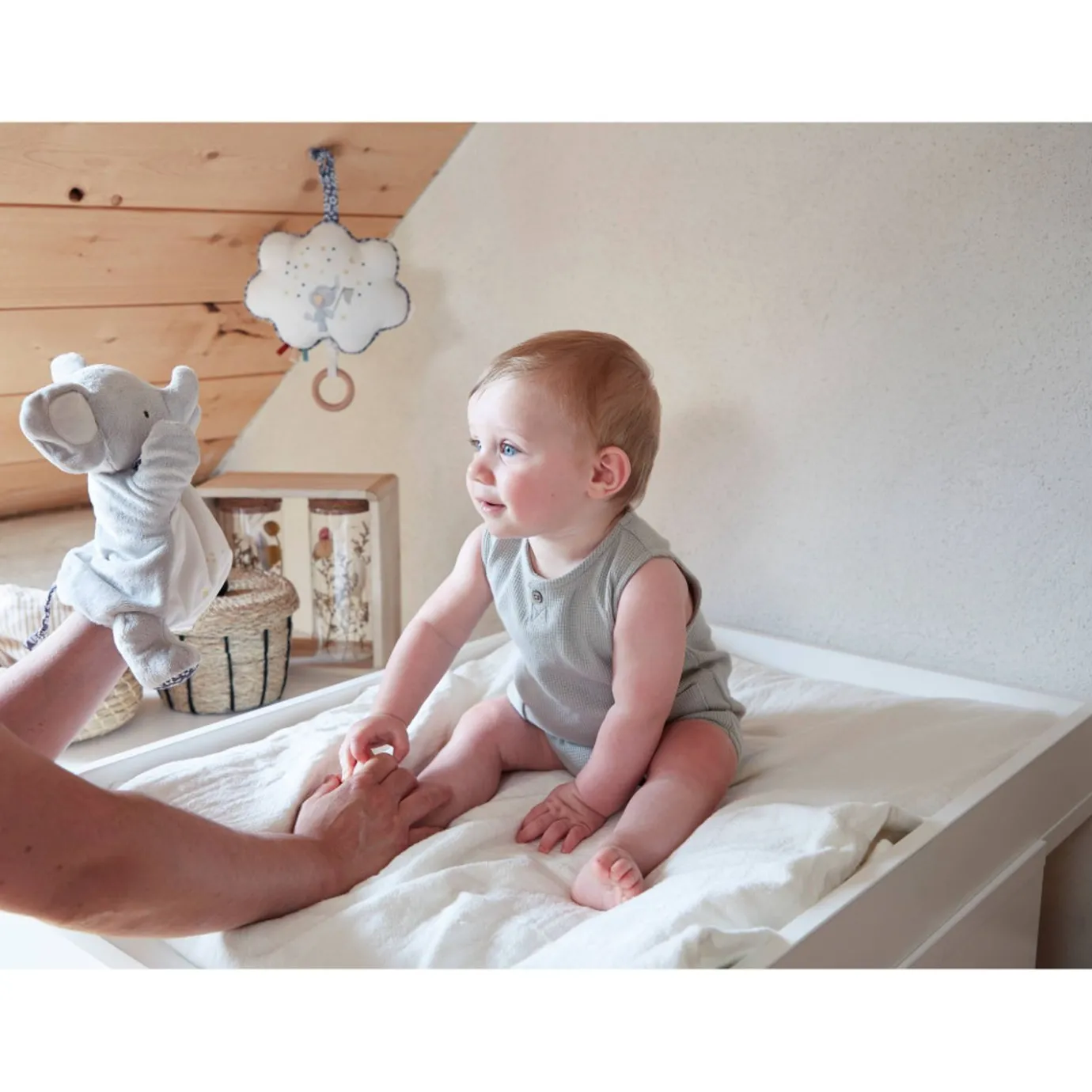 Kaloo Elephant Comforter Puppet> Animal Comforter
